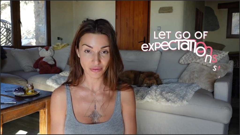 Roxysdream Blasen lässt sie sich die Muschi ficken